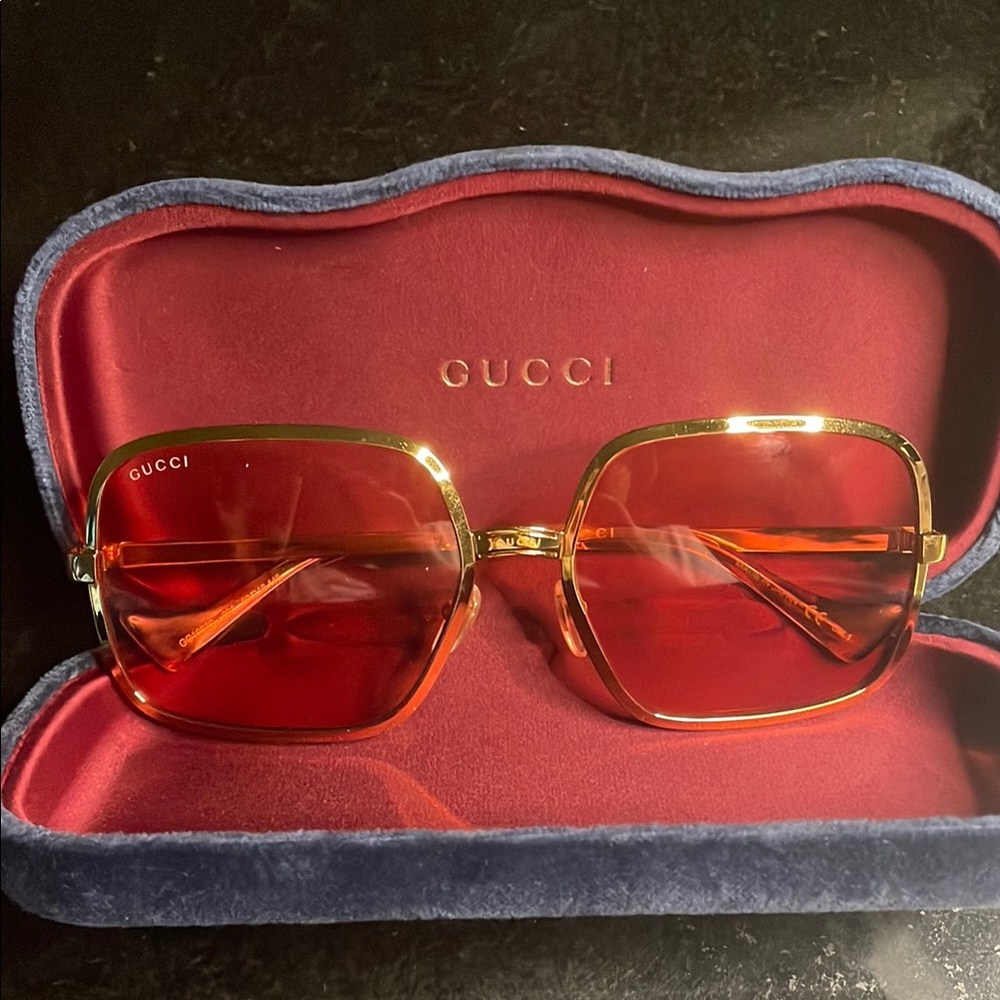 Gucci Red and Gold Women's Sunglasses - Picture 2 of 3